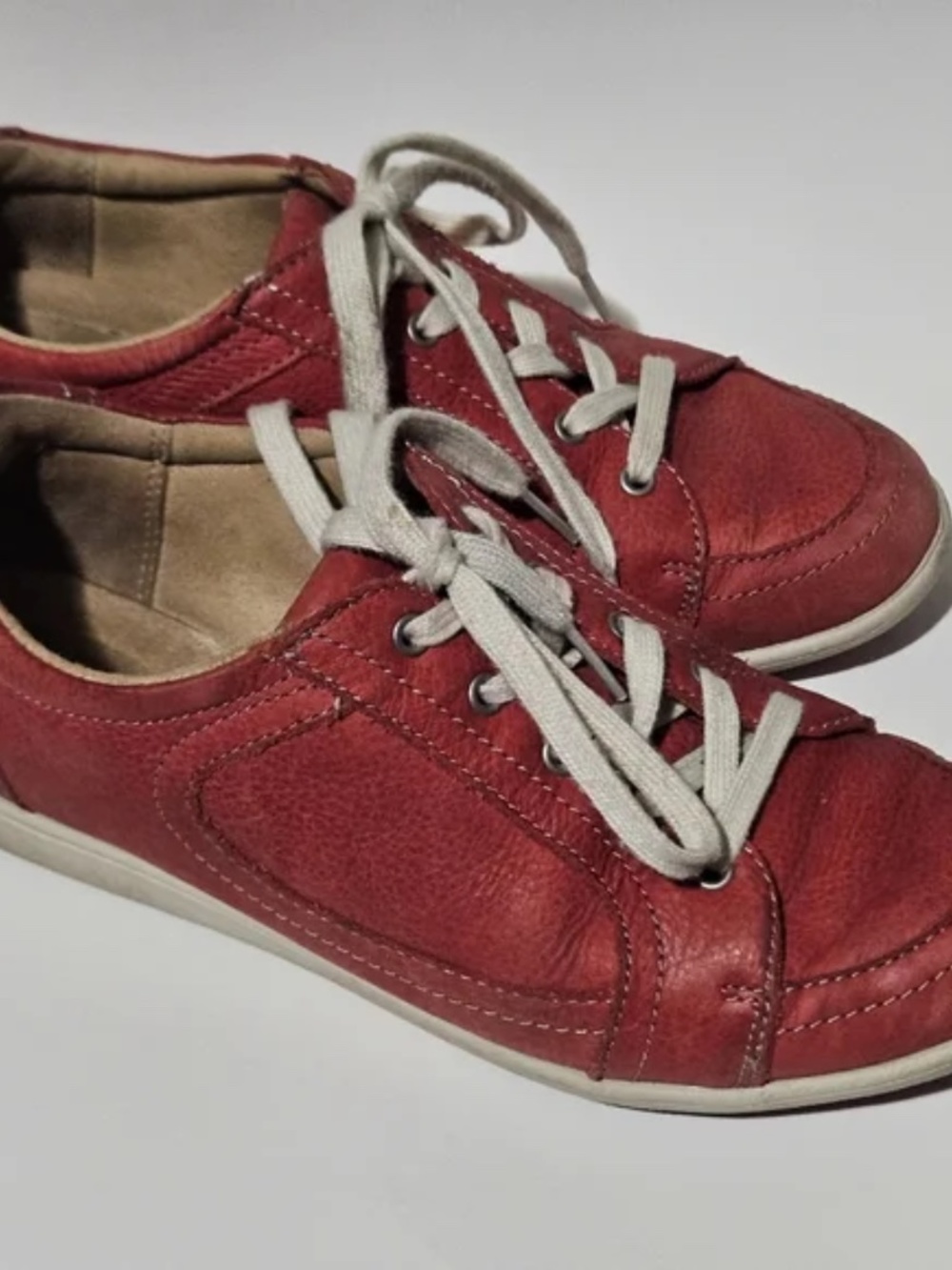 Naturalizer Leather Sneakers In Original Box size 7
